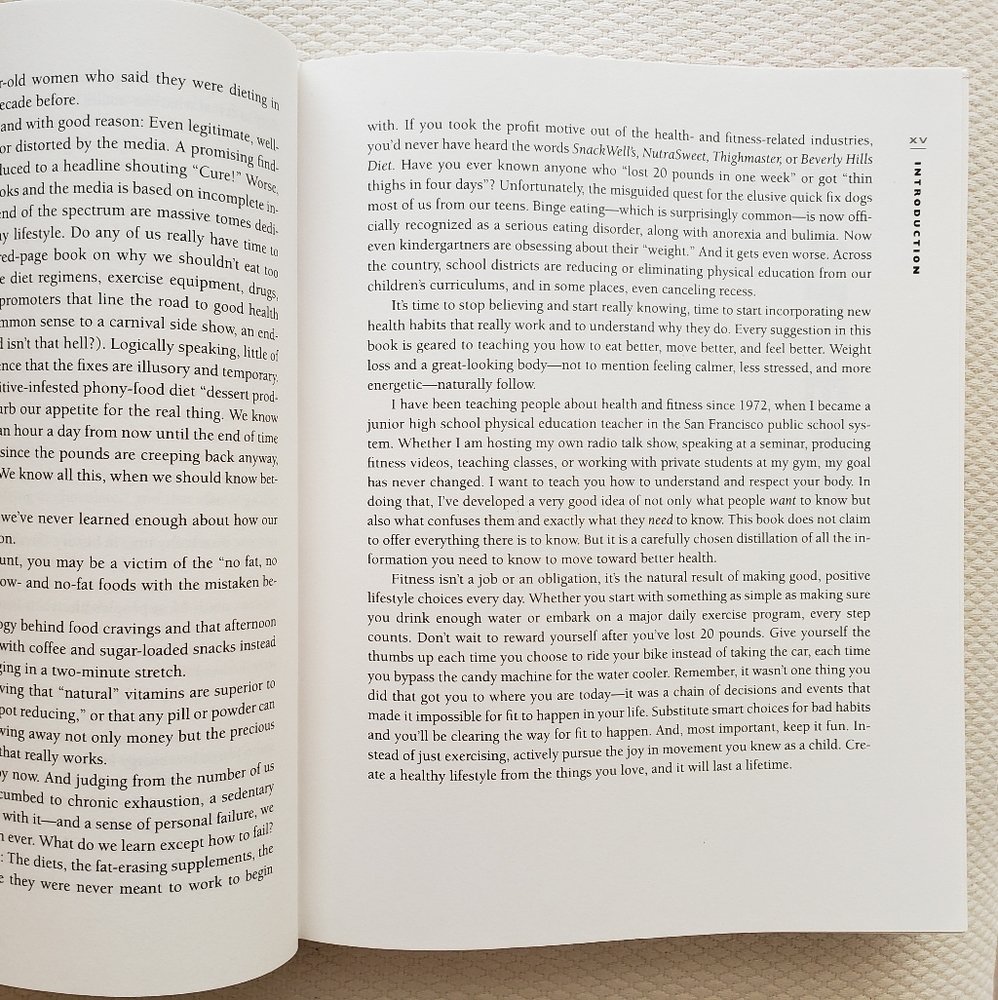 Book Fit Happens Joanie Greggains - Picture 10 of 14